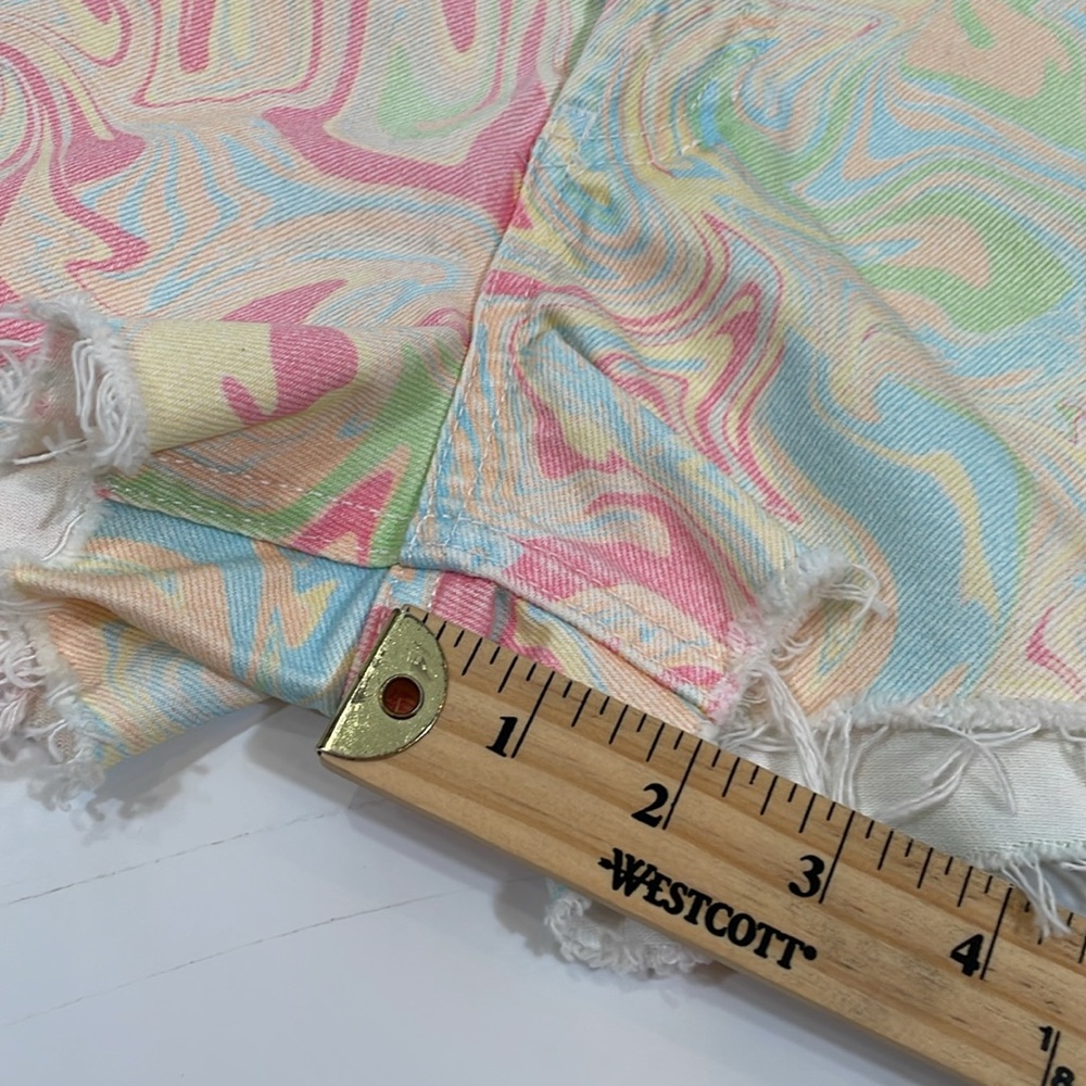 Zara Jean Shorts Size 2 NWOT Colorful Swirl Print Denim High Rise - Picture 9 of 11